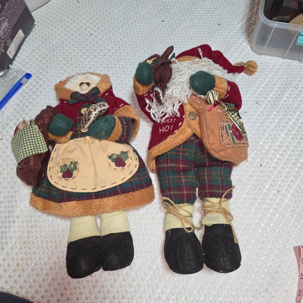 SANTA & MRS CLAUS 17" STANDING CHRISTMAS DECOR